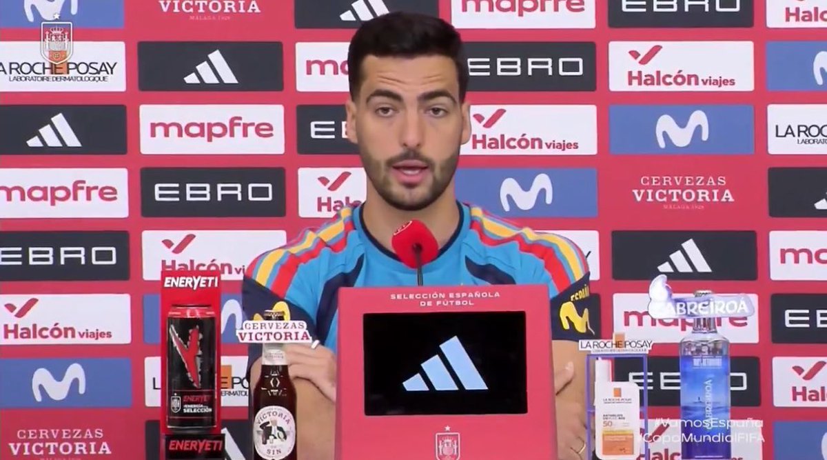 1SMi_'s tweet photo. 🚨🚨🚨🚨🇪🇸 ميرينـو :

المنتخب السعودي 🇸🇦 منتخب بمستوى عالي 

ويلعب بأسلوب هجومي، لقد كان مُنافساً شرساً في مونديال قطر https://t.co/XwFatCC8CZ