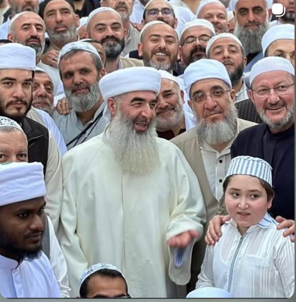 Tuncelkocet's tweet photo. Aşk ve Muhabbeti Şeriat-ı Garrada gark olanlar yaşayacak. Gerisi sadece zannedecekler.. https://t.co/T4f5fF0abx