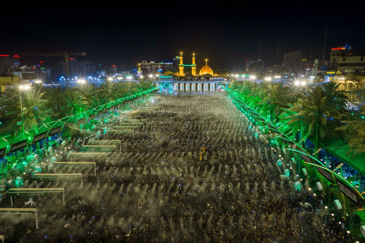 IqrarAlee112's tweet photo. Millions gather right now to witness the flag changing ceremony in the Holy City of Karbala. 🏴 https://t.co/MBbOJRAdiP