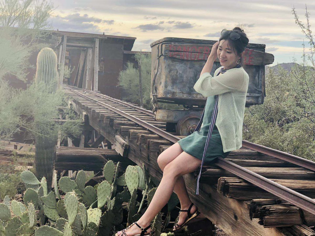 BeddingSay's tweet photo. Ich bin aus Arizona.  Und Sie? 
I am from Arizona，The Sonoran Desert where grew cactus all around and how about you? 
我来自亚利桑那，索诺拉沙漠，那个到处长满仙人掌的地方，你呢？ https://t.co/YuYc5WjvaK