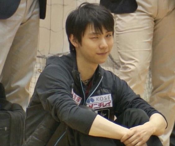 meowyunyuzu's tweet photo. You’re looking at your kid in his field trip and then he did this 😉💕
#HANYUYUZURU #YuzuruHanyu #羽生結弦 https://t.co/WtuwYOuTLg