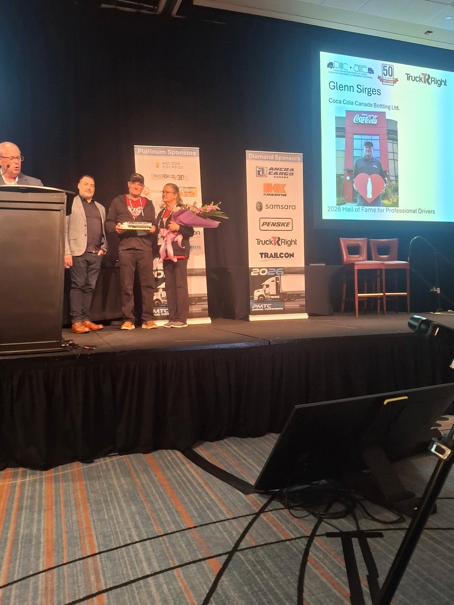 privatefleets's tweet photo. Next up is PMTC @Truck_Right Hall of Fame for Professional Driver Inductees who, combined, bring over 174 years, 12.5M kms & 373,000 hours of accident-free driving. Congrats to Paul Federau, Dale Pilla & Glenn Sirges, Coca-Cola Canada Bottling Limited; & Glenn Kaus, @ParklandCorp https://t.co/s0DWJZ0RJL
