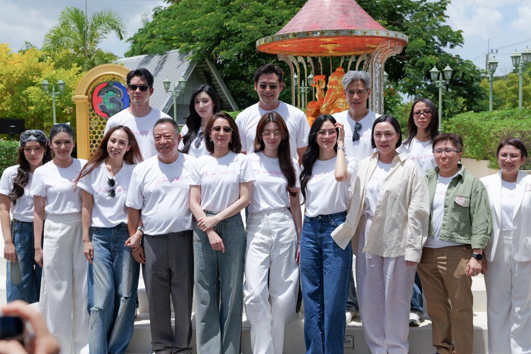 hubgirlslove's tweet photo. TA VINDO AÍ! Aconteceu hoje a cerimônia de benção de #InLoveForeverTheSeries, novo GL das #LingOrm que estreia sexta-feira (19). https://t.co/eXw3uoJv2N