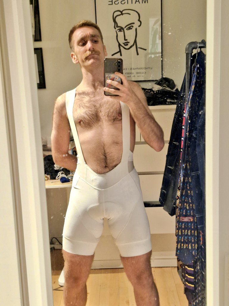 lawrencedeluxe's tweet photo. White like the bride
Now just need my HUSBAND https://t.co/Ud50nE2O8k