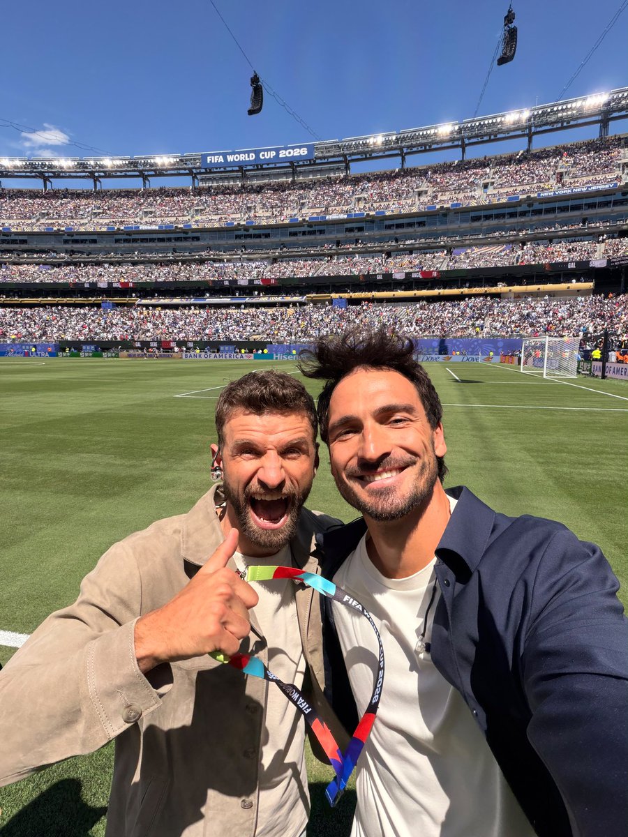 esmuellert_'s tweet photo. Let’s go 👍🏼😁
🇫🇷-🇸🇳 what an interesting match 👍🏼 https://t.co/7W5PiL7bhh