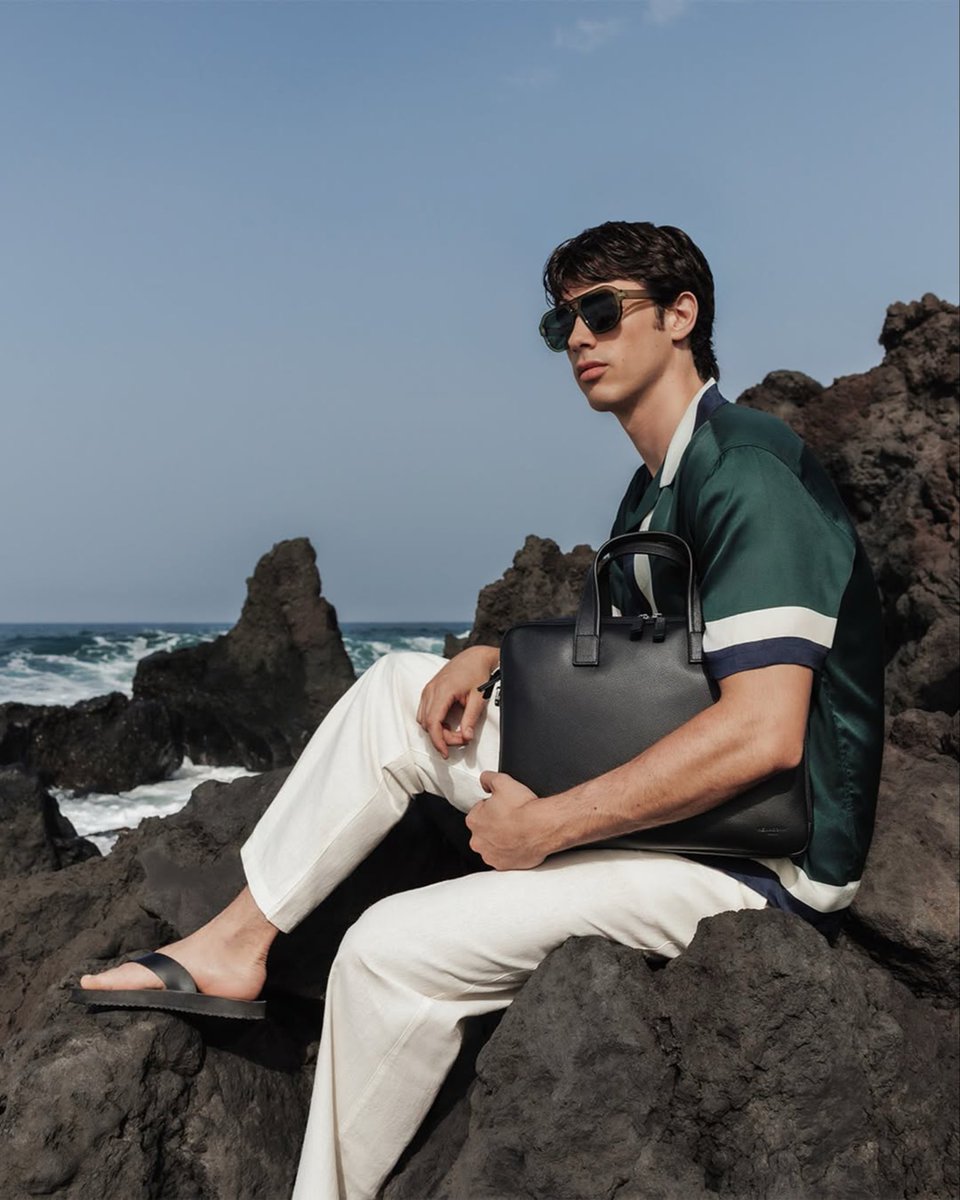 Dupontchris's tweet photo. 👜 Timeless style, everyday confidence ✨

Production: @m_lacreative_
Production Manager: @zimmerpauline
Creative Director: @annebqueneau
Photo: @siloine
Video: @clementrouze
Stylism: @mrx_marie &amp; @camille.yot
HMUA: @ferte.marie
Models: @bruno_sharif &amp; @jinx_cao https://t.co/Om2dMCHc79