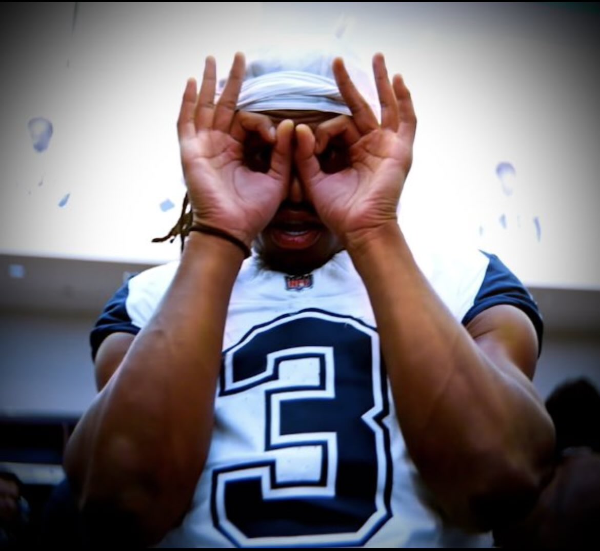 MikeGz111's tweet photo. @dallascowboys @Kelly_K_9 https://t.co/OTabKNr3Ew