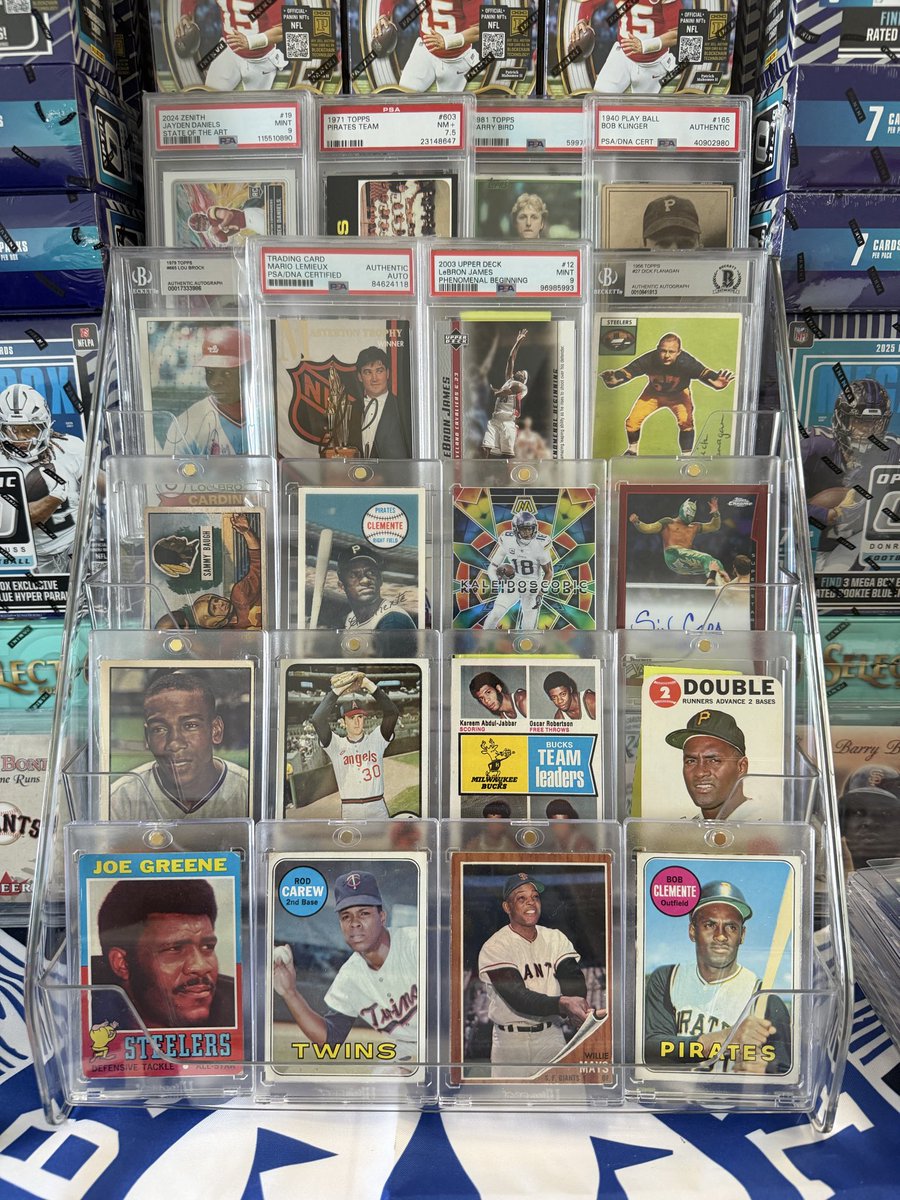 bbcardcas's tweet photo. Start off the week STRONG 💪🏼 with our Whatnot Show tonight!

Take a look at our featured lot for tonight’s show starting at 7pm EST, link below. Come take some deals home!!!

Show Link - https://t.co/NPcdJ733fL https://t.co/6IhgP86uEm