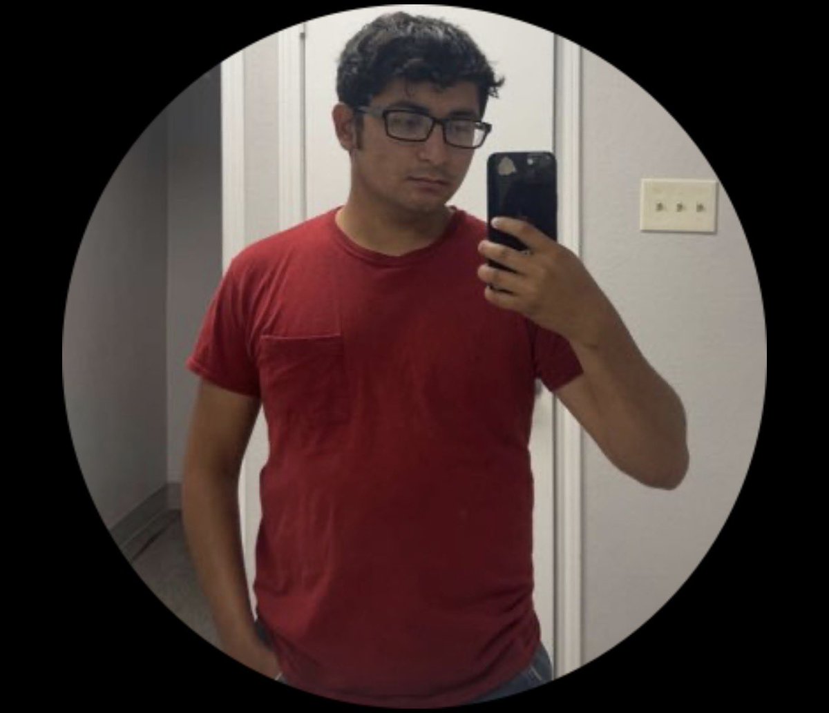 ovokarny's tweet photo. @ShadowLeo01 @MrBiGz698 @Whats_the_dirt @TheVisionAll You’re commenting looking like this you fucking goof https://t.co/t4rgPXqfFb