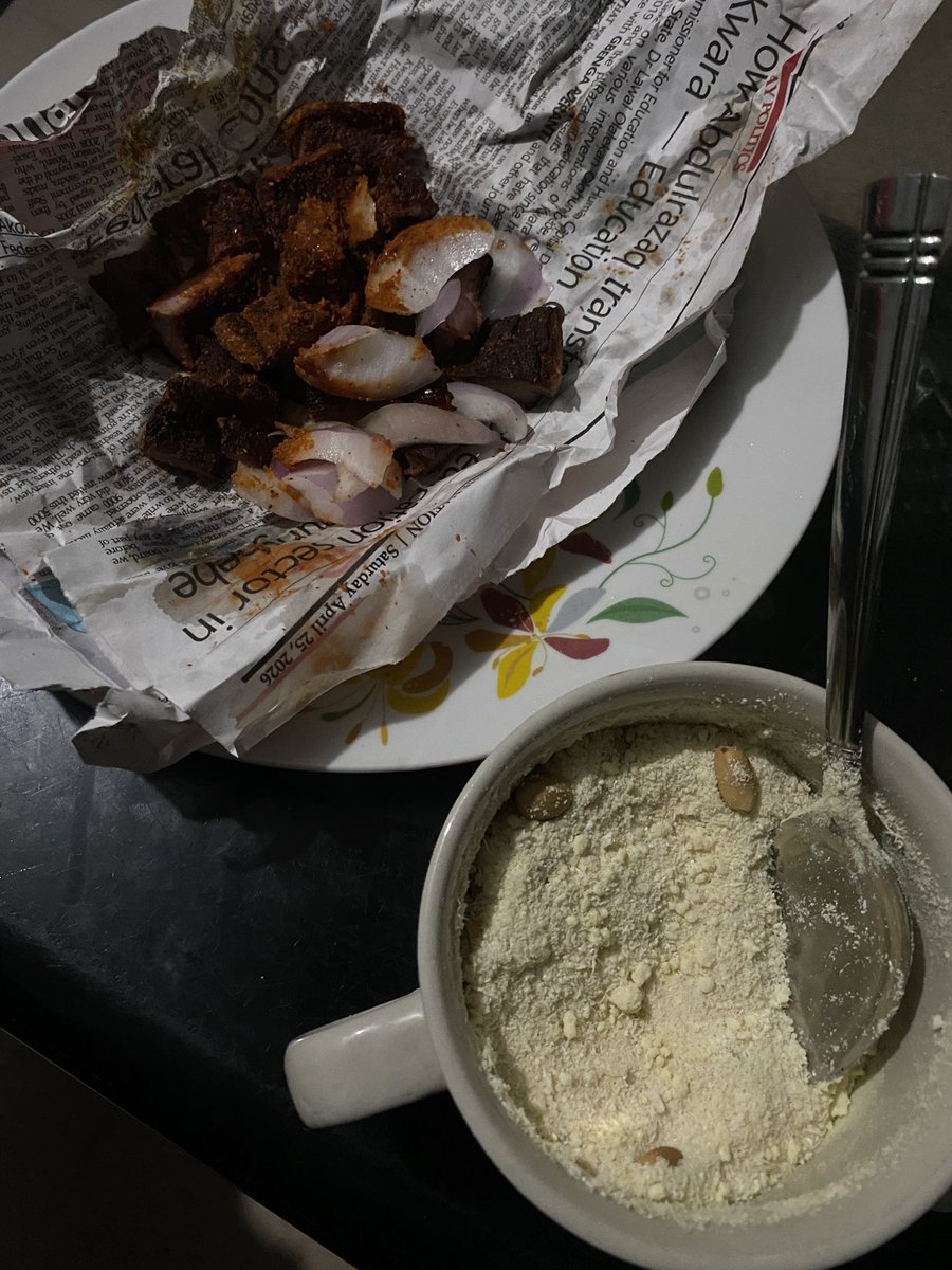 BodmaxTips's tweet photo. Sapa, you do this one 😭😭

Gari as dinner 🤧 https://t.co/aQCPWlrzmY
