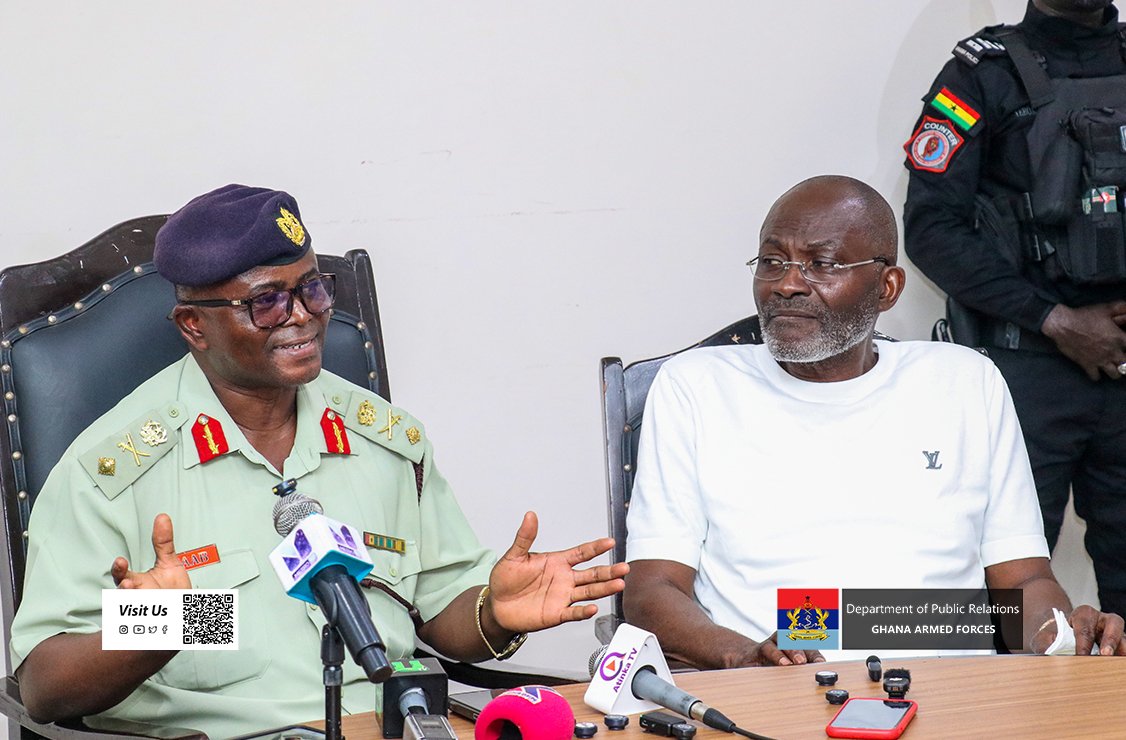 GhArmedForces's tweet photo. Former Member of Parliament for Assin Central and businessman, Hon Kennedy Ohene Agyapong, has donated medical equipment and a pickup vehicle to the 37 Military Hospital as part of activities marking his 65th birthday celebration.

Full Story on:https://t.co/RJJgMgm6qU

Story by Joana Seppey

Pictures by  WO1 James Kofi Mensah