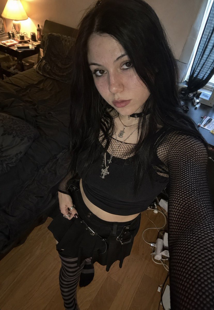 samisyours69's tweet photo. I decided to add some more accessories, thanks again to @vyleruhh 

#nsfwtwt #nsfwtwtًً  #nsfwtwtًًًٌٌٍِّ https://t.co/78D5NhddTk