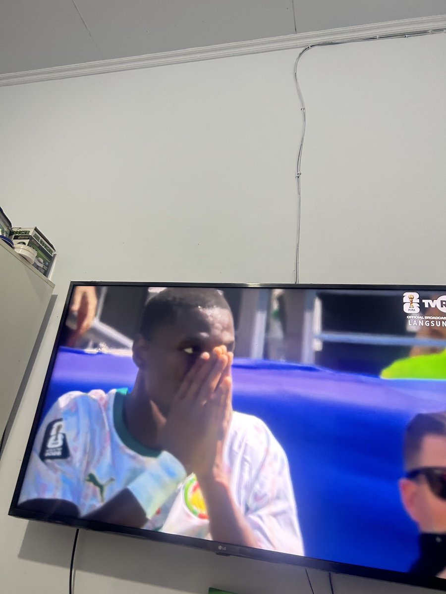 anggiEMPE's tweet photo. Hampir aja Si ganteng cetak gollll.

Senegal bikin France kesulitan 🔥 https://t.co/JCBkUcvB1H