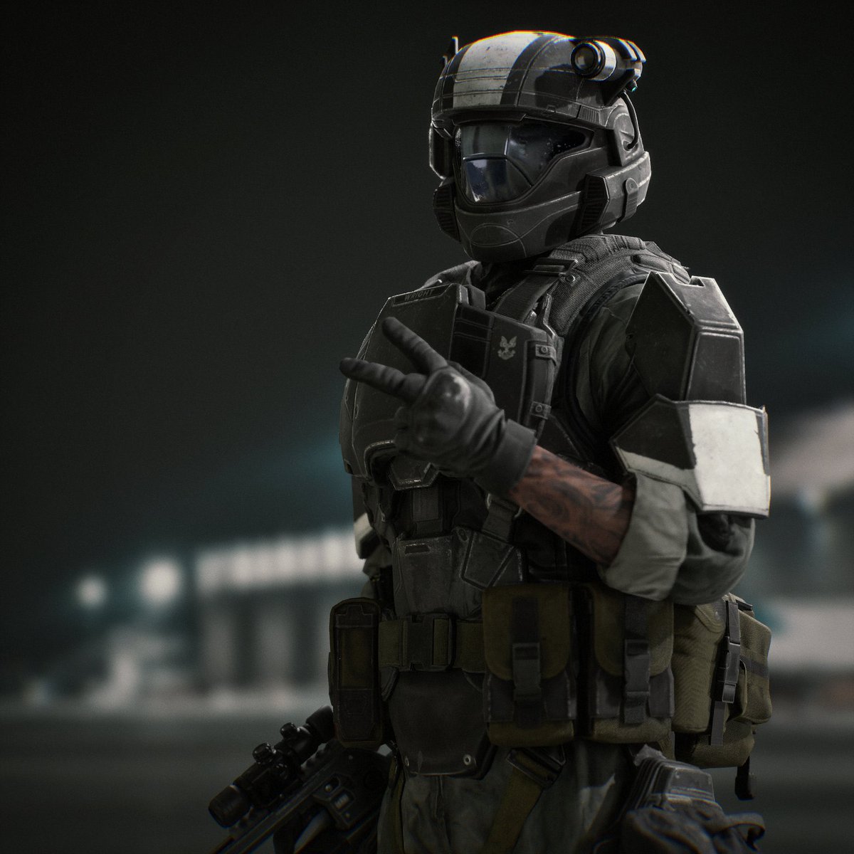 phenix_txt's tweet photo. Halo 3 shoulder pads my beloved, the design just don’t miss 😤 https://t.co/gk790YBXMm