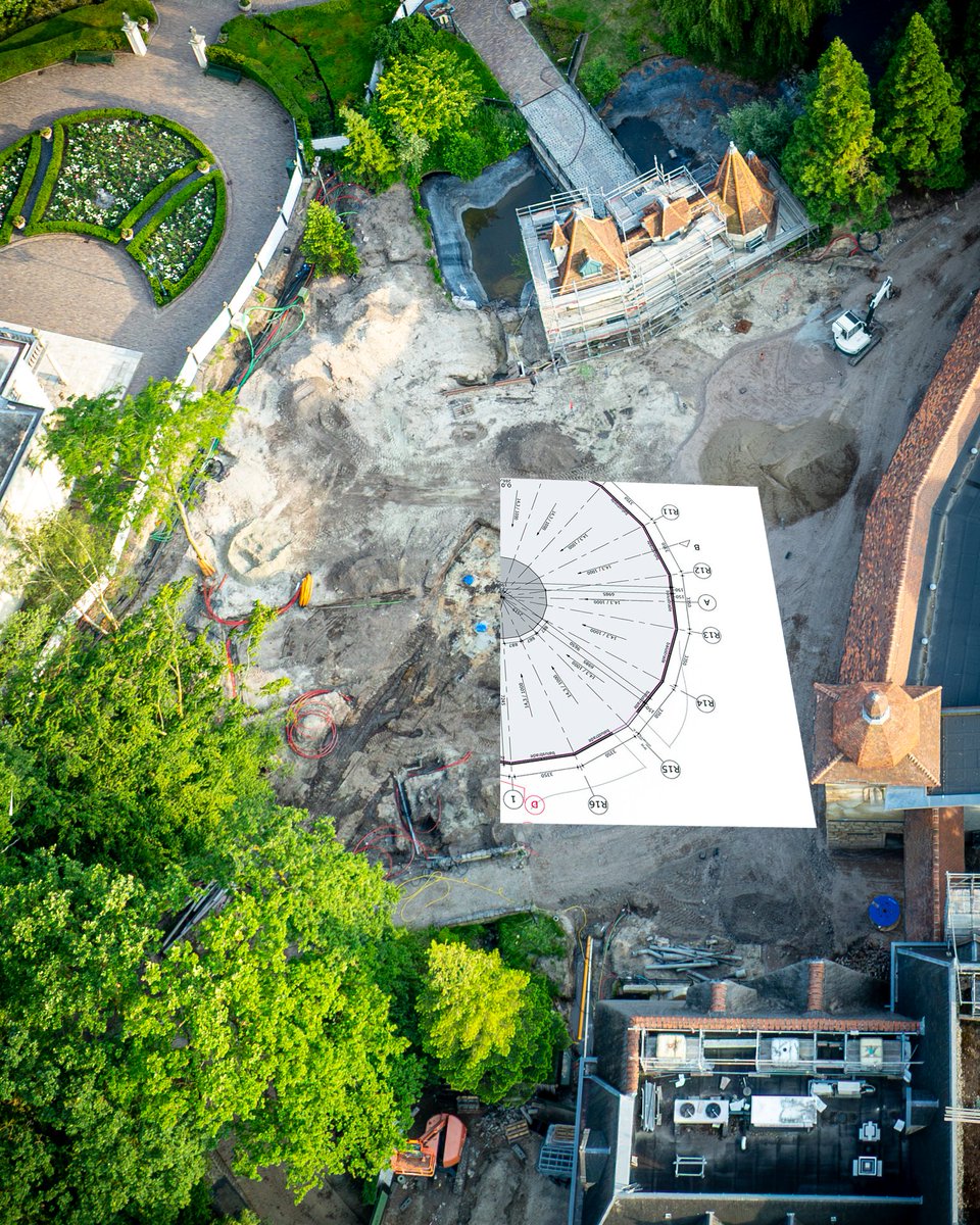 RingelbergNick's tweet photo. Bouwupdate Ravenring
Ik heb er wat bouwtekeningen overheen gelegd voor het idee.
#efteling #ravenring #bouwupdate #themeparks https://t.co/gzJnrIlnvA