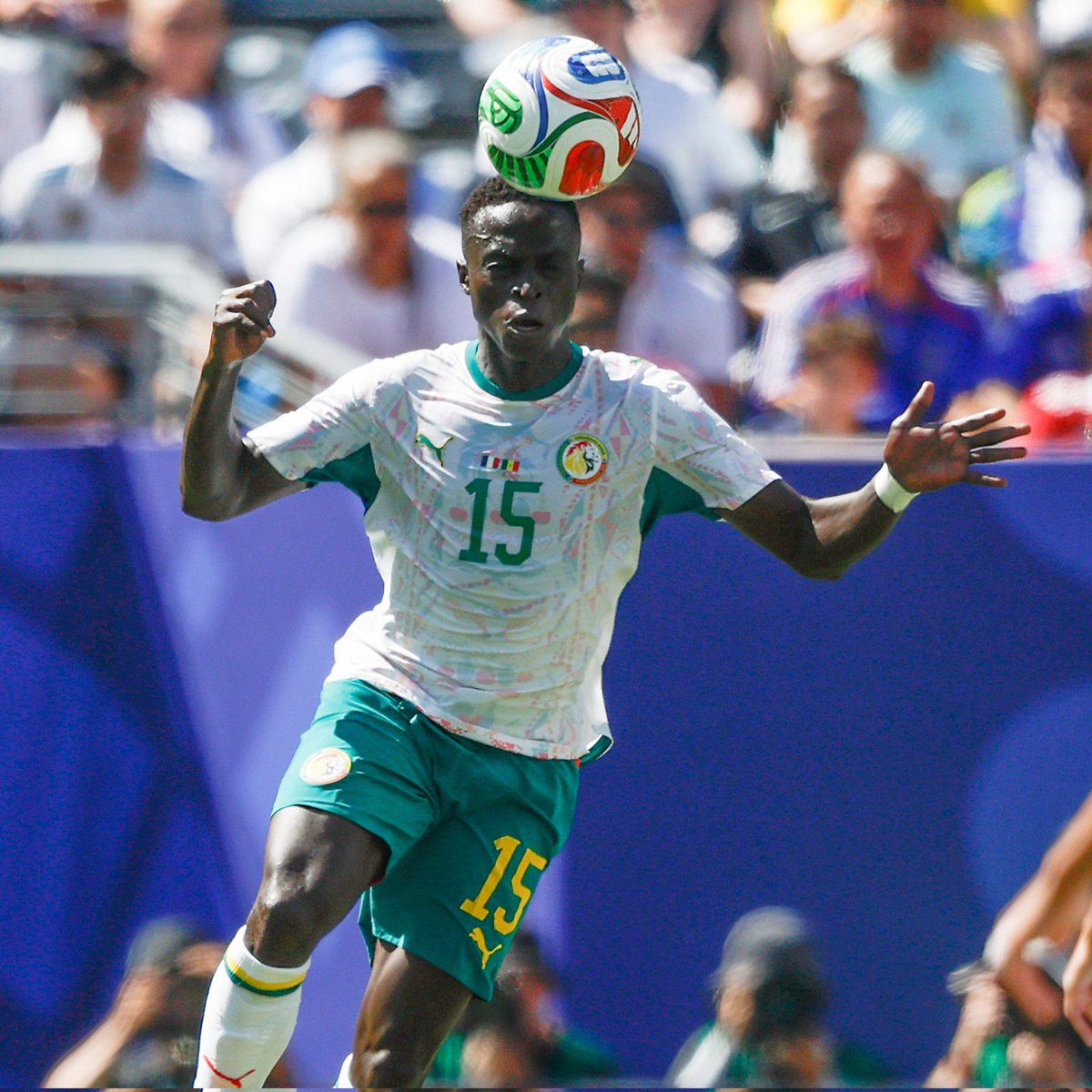 Kayi4real's tweet photo. Krépin Diatta's first half vs. France than . 

Won 100% of his duels (5/5), won 100% of his tackles (3/3) and completed 100% of his take-ons (2/2) in the opening 45 minutes.
Senegal 🇸🇳 showing why they African Champions on the big stage. Should have been at least a goal ahead https://t.co/3HmrldDiBq