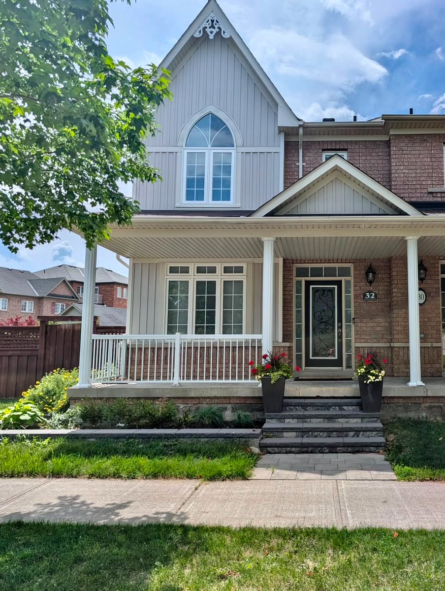 NickSellsTheGTA's tweet photo. Awesome Semi Detached Home Coming Soon In Quiet Cornell Neighbourhood
☎️ Call 647-492-9059 For A Private Showing
#ComingSoon #Markham #GreatDeal #YourHomeSoldGuaranteed #NickHasTheBuyers #NickSellsTheGTA #Sellers #Buyers #ForSale #NickChuongTeam #MarkhamRealEstate https://t.co/kfzEcKkRkE