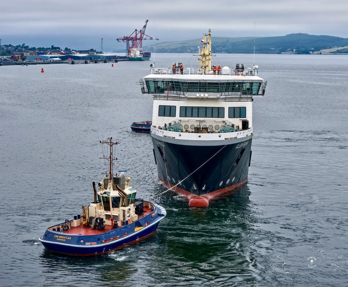 DougieCoullPix's tweet photo. Today’s efforts 🙂

Glen Rosa cold move to dry dock in Greenock.

#glenrosa #calmac #photography #ferry #inverclyde https://t.co/ivn0WVYKO1