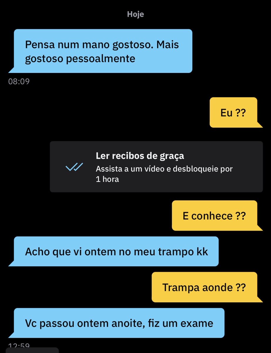 jacaum's tweet photo. Só acontece comigo , ontem tive ansiedade fui no médico. Olha que recebo no Grindr no outro dia do enfermeiro 🤣 https://t.co/iZ02JROk7e