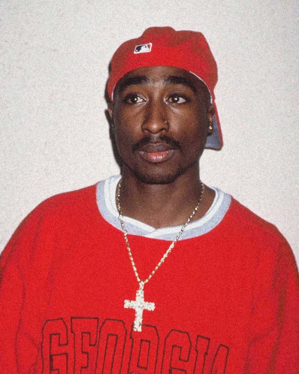 HOMAGE's tweet photo. Pay homage to Tupac Shakur, who would have turned 55 today. https://t.co/wJbLcxJs4A