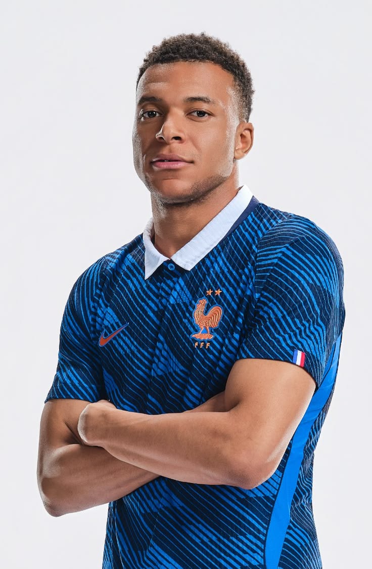 mslaggert's tweet photo. 🚨| After 2 goals against Senegal, Kylian Mbappé becomes France's all-time highest goal scorer at 27. 🔥 

Kylian Mbappé   - 59
Olivier Giroud - 57
Thierry Henry - 51 
Antoine Griezmann -  44
Michel Platini - 41 
Olise - check thread https://t.co/PjusYGksmM