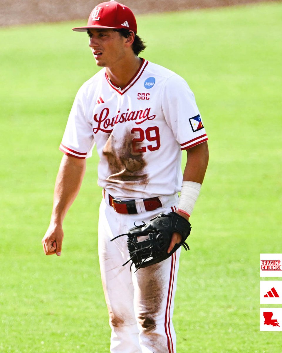 RaginCajunsBSB's tweet photo. 𝗕𝗟𝗔𝗭𝗘 𝗥𝗢𝗗𝗥𝗜𝗚𝗨𝗘𝗭 ... Year 1 in the books 📚 

#GeauxCajuns | #WaterHoseBoys https://t.co/YtlItVRBka