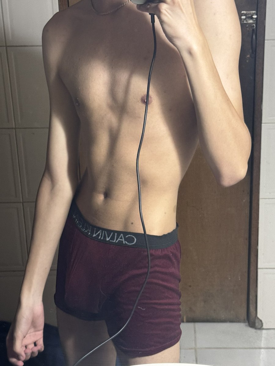 darknovaaaa's tweet photo. Quieres que me lo quite? 
Telegram al dm 👅🥵 https://t.co/MDA5lOodxj
