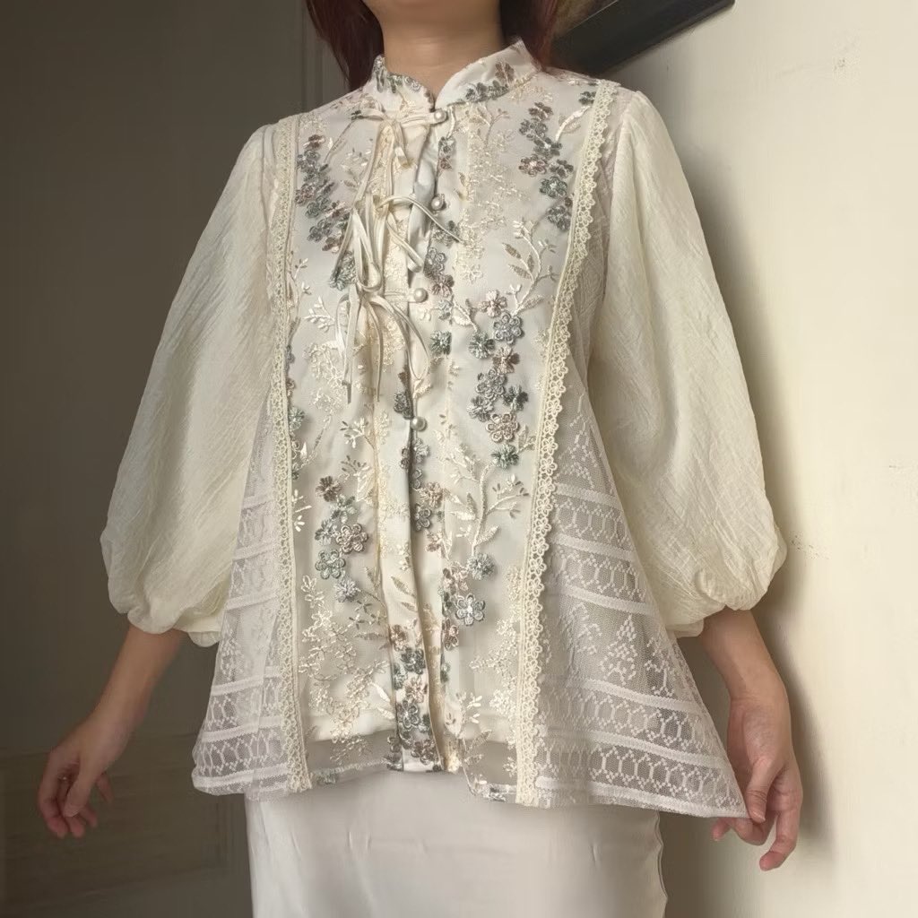dlaelf67's tweet photo. Rekomendasi Atasan Wanita 

Outfit simple tapi tetap cakep? 
Blouse ini jawabannya

A thread https://t.co/xFuqq8A57c