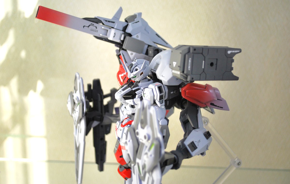 hobbygateatsugi's tweet photo. おはようございます！
本日も製作スペースやってます！
夕方頃には入荷品も並ぶ予定ですのでお買い物も是非。

写真は
エアリアル・オルタナティブ（製作 ケン様）
T-self氏のキャリバーンと対になるように製作されてます。
コンセプト揃えた合作で楽しい雰囲気が伝わってきますね♪
#水星の魔女 https://t.co/zcxuX0rRgS