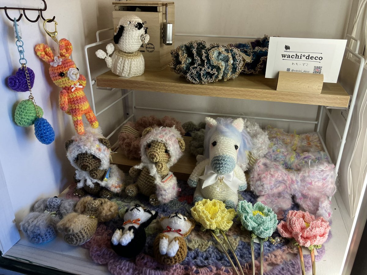 Alice_caravan's tweet photo. お店開けました🕍

委託作家様紹介✨
編みぐるみ
wachi  deco

営業時間　11:00〜19:00

定休日　　毎週木曜日　
　　　　　第２第４水曜日
場所　　　群馬県前橋市川原町1-29-1

#雑貨屋　#委託販売  #群馬県　#前橋　#バンドメイド　#編みぐるみ https://t.co/7g2KgGMV0d