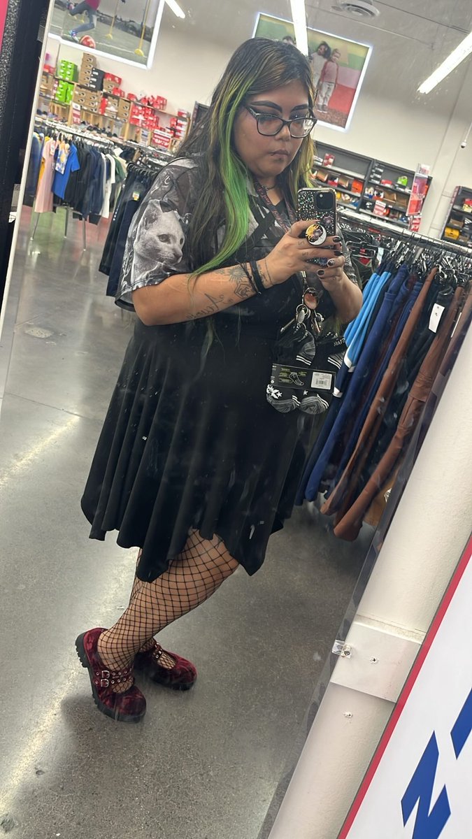 corpesofangels's tweet photo. My outfit for today & #myvibes 🥹🏳️🌈🖤 #goth #gothstyle #mesaaz #singleforlife #nsfwtwtًً #nsfw #emo #emogirl #emoboy #emos https://t.co/W1qB1DRnP8