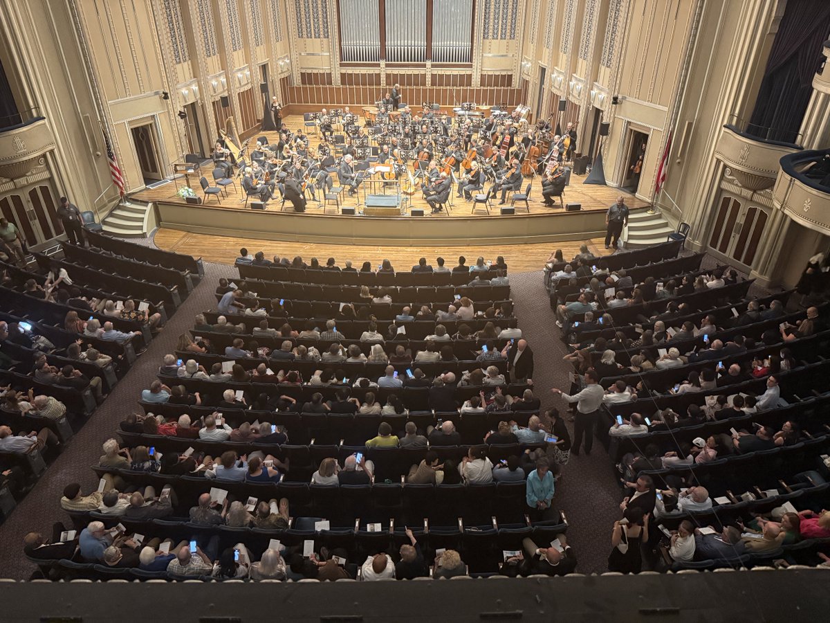 JohnHewko's tweet photo. Attended a concert by the Cleveland Symphony celebrating the bicentennial of Western Reserve Academy where I went to high school + joined by 900 other alums including my sister Annetta who graduated a few years after me @WRApioneers https://t.co/Mjx8qW2ajM