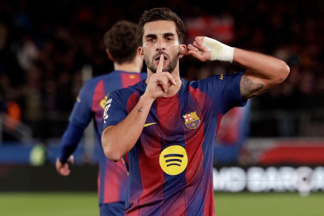 20ws's tweet photo. اخبار في اسبانيا 

تقول فيران توريس هو اللاعب المقصود والي راح يدفع فيه بيريز 150 مليون يورو

شكل بيريز يبغى يدق خشم لابورتا https://t.co/K7vZ7dAnKs