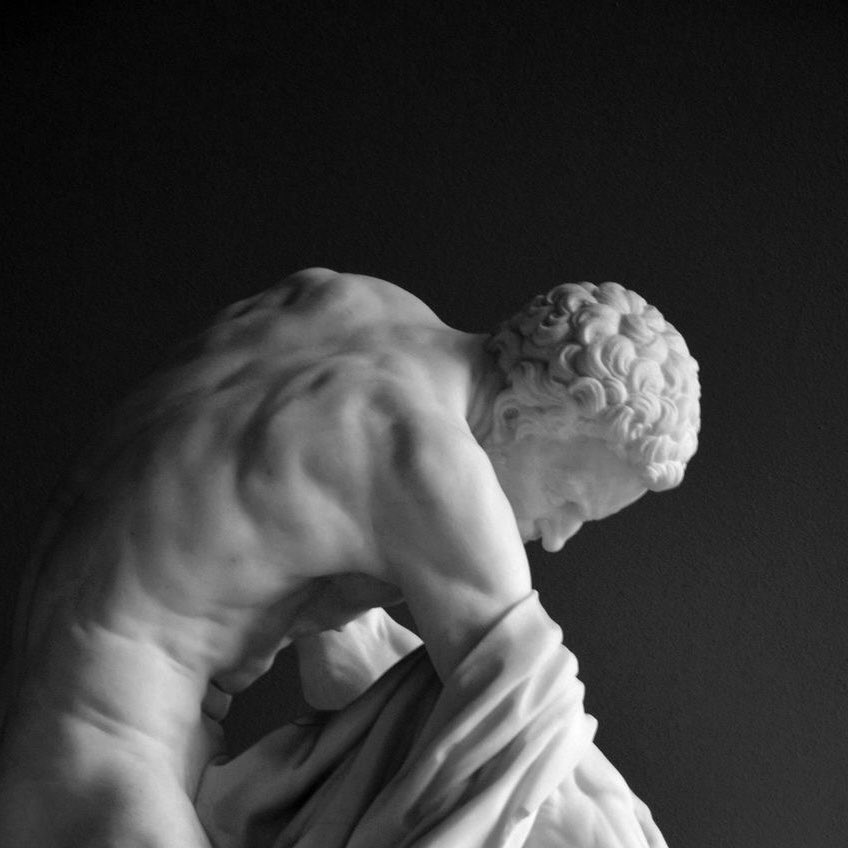 Kat_Swiffer's tweet photo. Amber as a Greek sculpture https://t.co/ZGBk41MUOx