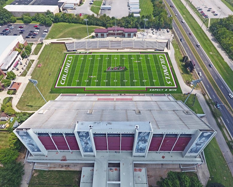 302bigjake606's tweet photo. Thank you to coach @CoachDerekDay and the whole entire staff of @EKUFootball . I appreciated the opportunity to learn thank you for the game invite and can’t wait to be back this fall!! @Captain__Mike @BCLionsFootball @ClaytonMc64 @coachEFerg12 @KYFUTURESTARS #brotherhood🏈 https://t.co/jjdBxwBruQ