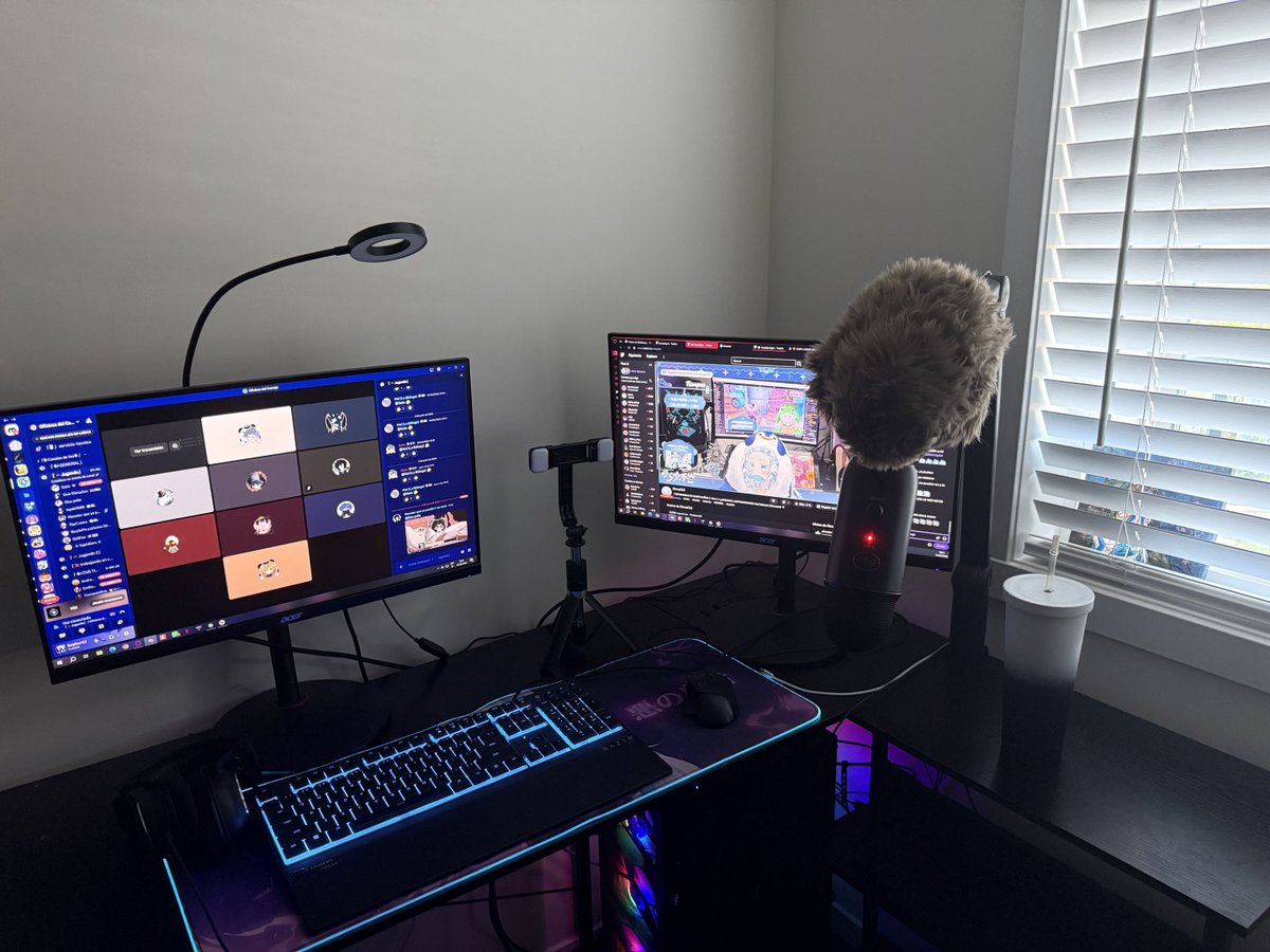 SepharielVT's tweet photo. @Rinnachii mi humilde set up
xd https://t.co/N7t4OXeGVg