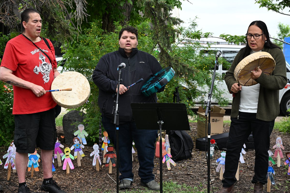 apaulagetics's tweet photo. Edmonton Homeless Memorial 2026
June 4, 2026
Honouring 349 people who died in 2025 as a result of not having adequate housing. Organized by the Edmonton Coalition on Housing and Homelessness.
#yeg https://t.co/aDIha1goCT