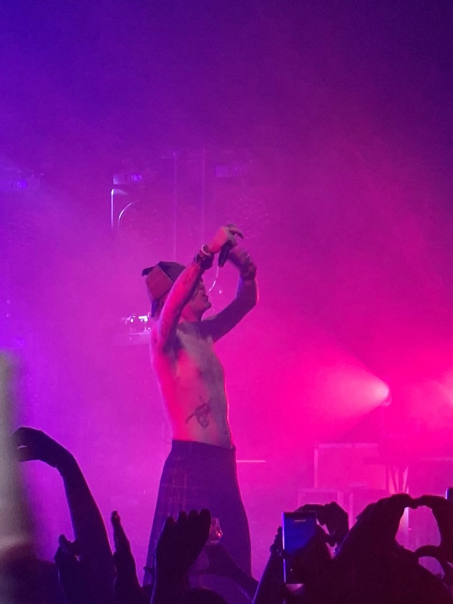 kazzeroo_'s tweet photo. Joost in London tonight 💖 https://t.co/MATBEBJnxz