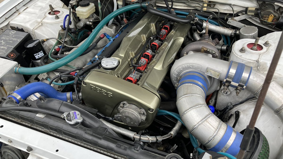trustplanning32's tweet photo. 【買取車両】
秋田県のお客様より、
フルチューンドラッグ仕様のBCNR33
をお譲り頂きました！

HKS2.8L  T51SPL OS-88 等バリバリの
ドラッグ仕様！勿論LINEロックも付いてます！JDDAのステッカーからも分かる様に、
最近まで走っていた車両かと思われます！

チューンドRをご売却の際は、是非トラスト企画までご相談ください✨

買取査定フォーム
https://t.co/N16tN5QzsY