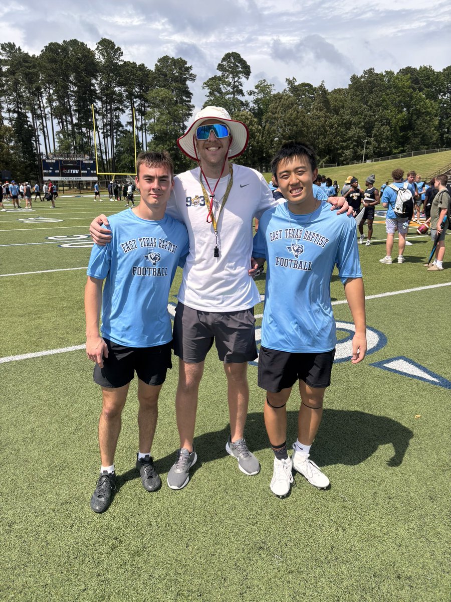 RaymingZhou's tweet photo. Had an awesome time competing @ETBU_Football! Went 5 for 5 in 1 on 1s! 

@DerekSides @coachrsmith12 @BattenCoach @EthanHyde27 https://t.co/BtjxaGxMBk