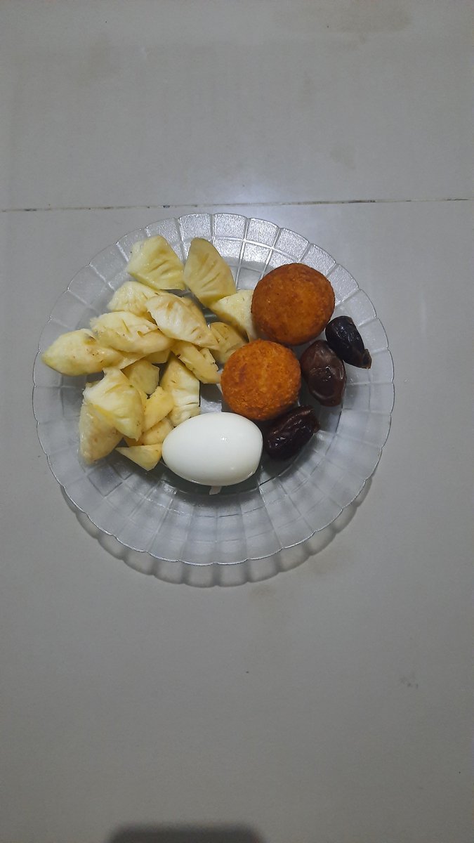 ntonbudi's tweet photo. Jumat 5 Juni 2026
Kurma, nanas, telur, dan gethuk goreng
#sarapan #jumatberkah https://t.co/YKvfRPReXk