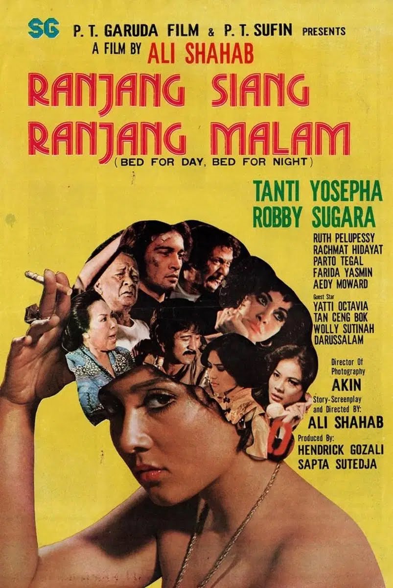 _katakita08's tweet photo. 7 Ranjang Siang, Ranjang Malam 1976.
Akibat rayuan manis seorang germo, Dina terjebak ke dalam kehidupan malam dan terpaksa menjadi perempuan penghibur untuk menghidupi dirinya dan bayi dalam kandungannya. https://t.co/A7jEUtFEtY