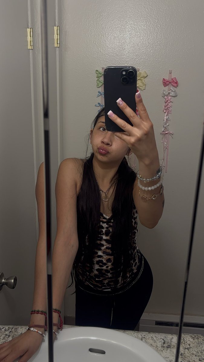 Yvettebutwhy (@luvprettyGirl1) / Posts / X