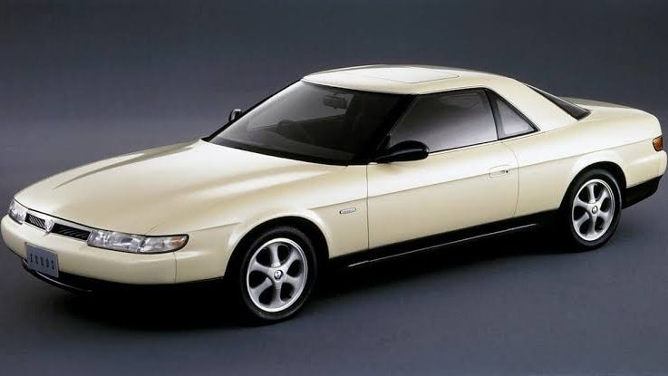 yuto1700_Corei5's tweet photo. 90年代前半のマツダってなんでこんなデザイン神ってる車ばかりなんだろ https://t.co/tQi8EUgU61