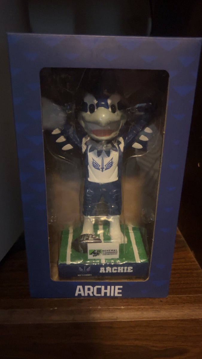 cchamp52's tweet photo. Just came in the mail today! In time for the playoffs Sunday! #KaKaw #UFL #BattleHawks https://t.co/XSgW9L2Yum