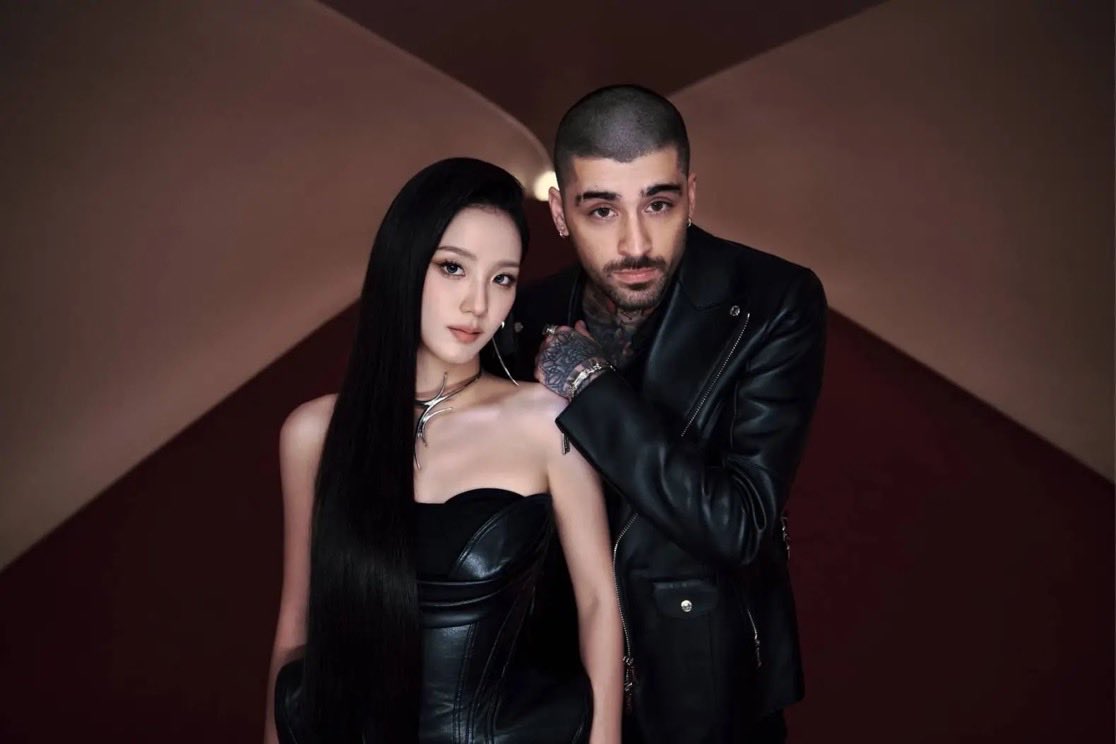 jisoostreaming's tweet photo. #JISOO daily streams on Spotify:
#EYESCLOSED

#EYESCLOSEDwithZAYN: 162,486,320 (+211,154)

Total unfiltered: 162,486,320 (+211,154)

Playlist: https://t.co/WR5ZKw9AXx
Stationhead: https://t.co/G6Wnke7Lo8 https://t.co/UneDel2be4