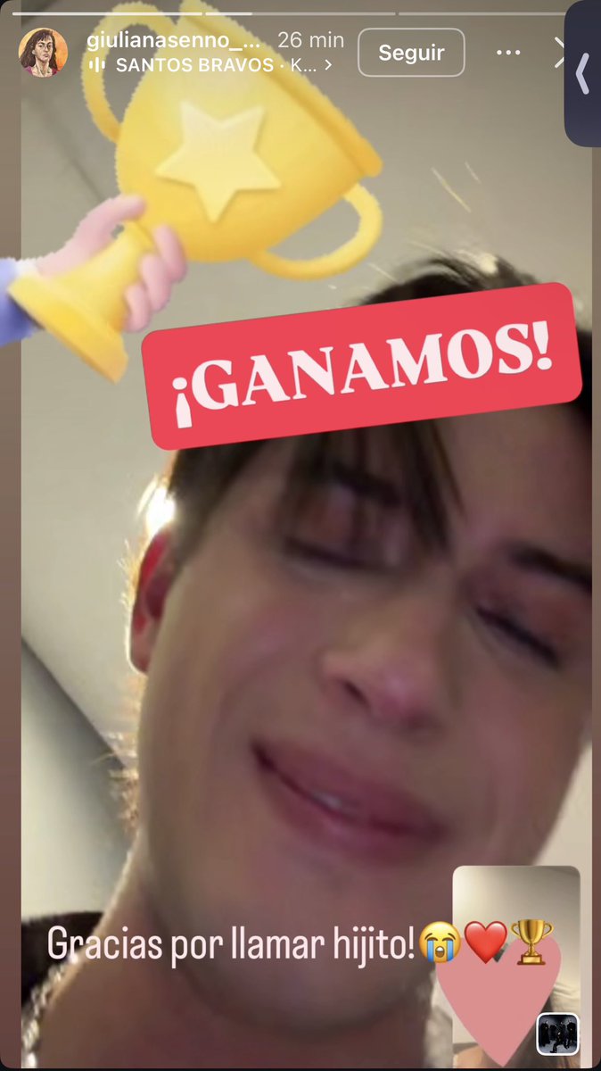 tinyburu's tweet photo. ALEJANDRO LLAMÓ A SU MAMI PARA CONTARLE QUE GANARON, SU CARITA BYE 😭😭😭❤️‍🩹 https://t.co/ADXb4JLNak