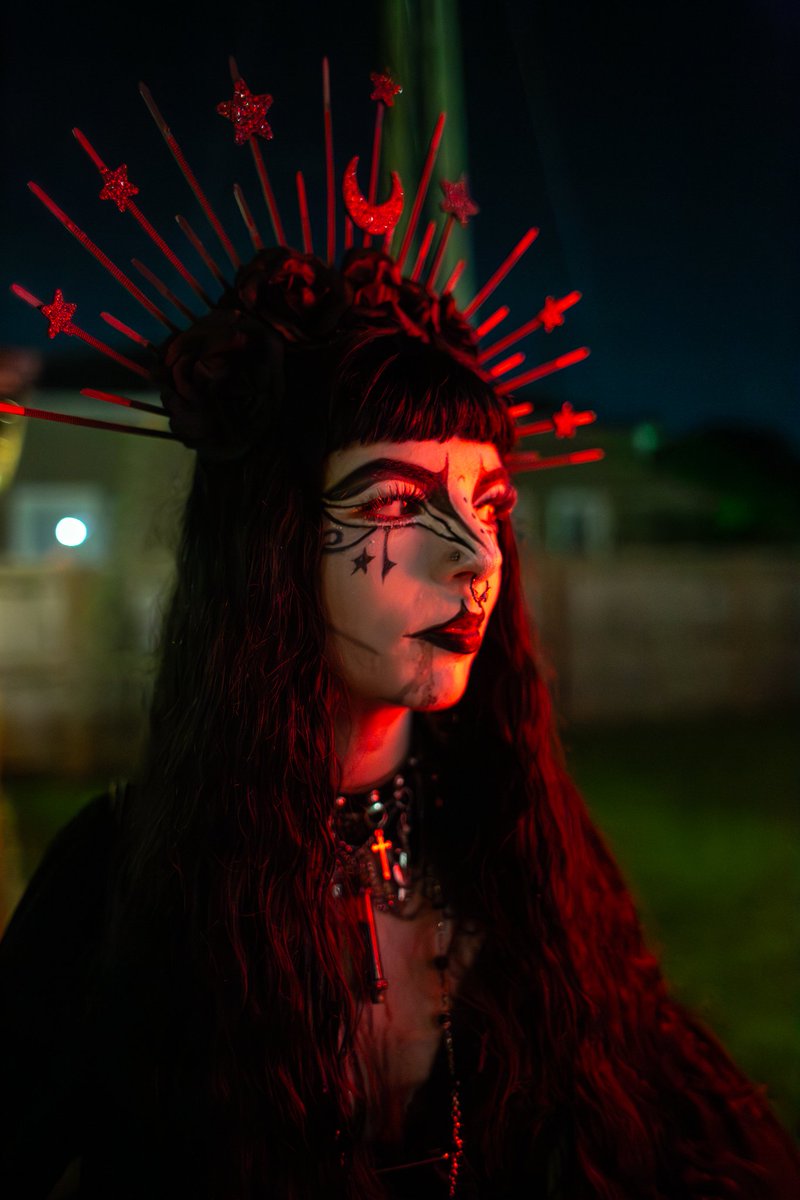 HLimagery's tweet photo. Bell Tower goth event this past weekend and it was an absolute blast  #GothicStyle #knox https://t.co/ojt6cvOrZV