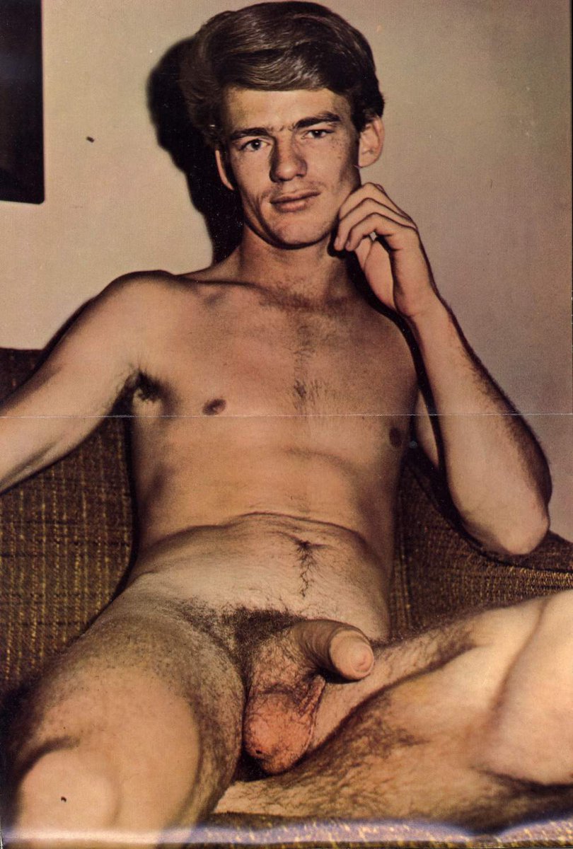 creatureblackl1's tweet photo. Ron Gardner [Photographer Unknown] Location Unknown, 1970 or so #rongardner #vintagemen #uncut https://t.co/VKhLVVQafI