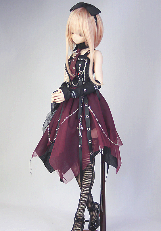 ramcot_snow's tweet photo. 現在オークションにゴシックパンクスタイルのお洋服セットを2種出品いたしております。この度でこのシリーズの出品は終了となります〜どうぞよろしくお願いいたします

BlackWine：https://t.co/u8TQGplHFr
Black：https://t.co/Pt9RFMITDG https://t.co/iYh962ZDkL